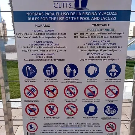 Sunset Cliffs Sea & Art דירה בנידורם